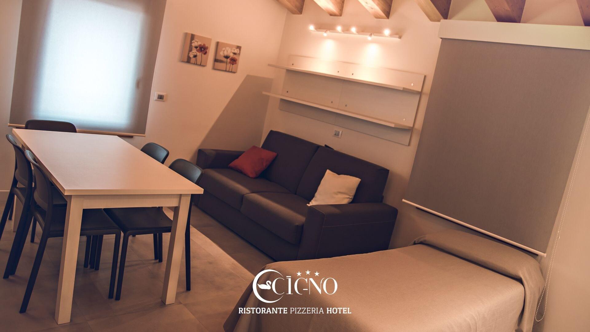 Hotel Ristorante Cigno - Camere And Aparthotel Latisana Dış mekan fotoğraf