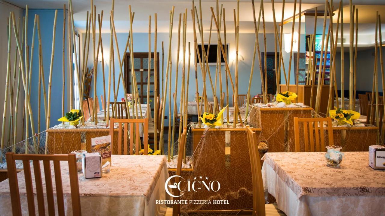 Hotel Ristorante Cigno - Camere And Aparthotel Latisana Dış mekan fotoğraf